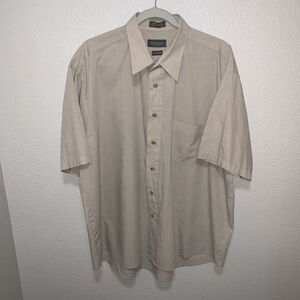 Van Heusen Men’s Button Down Shirt Size XL Tan Plaid